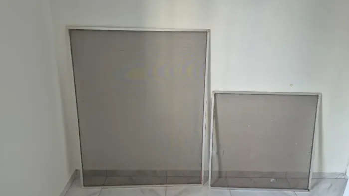 Telas mosquiteiras de alumínio branco