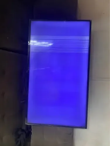 VENDO TV PARA RETIRADA DE PEÇAS OU CONSERTO 