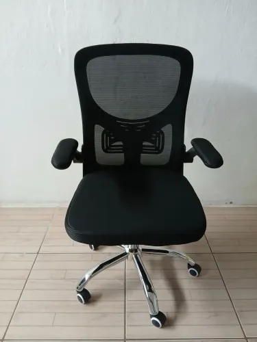 Cadeira diretor ergonômica zero. Não é usada.
