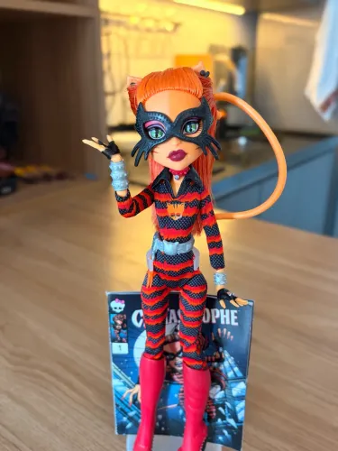 Monster high Toralei power ghoul 