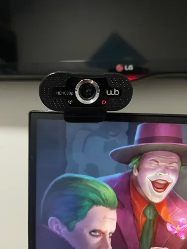  Webcam HD 1080p com Microfone Integrado + Tripé Flexível