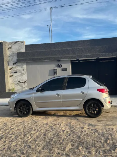 Peugeot 207 XR Sport 1.4 Flex 8V 5P 2010