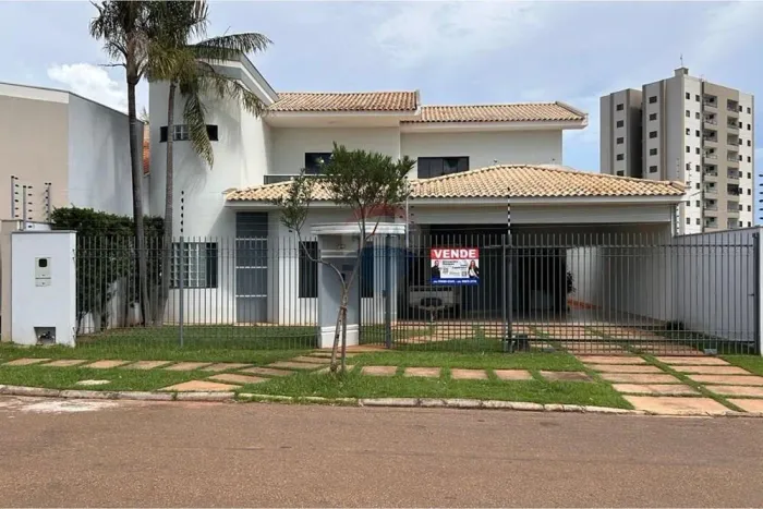 VENDO SOBRADO NO BAIRRO SANTA MARINA