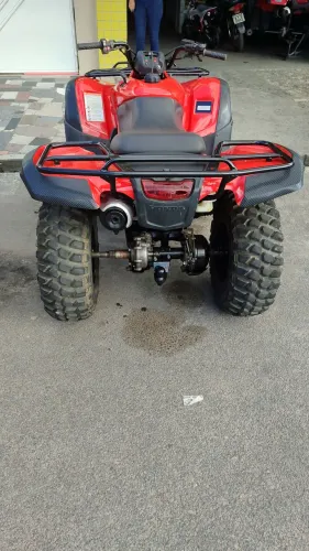 vendo Quadriciclo Honda fourtrax 4x4 ano 2012