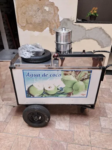 Carroça de água de coco
