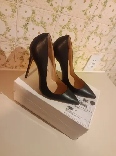 Scarpin feminino número 39