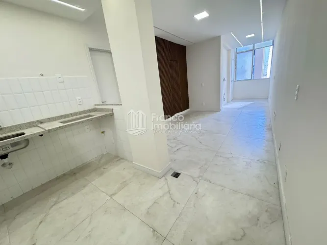 Apartamento para venda possui 60 metros quadrados com 1 quarto em Icaraí - Niterói - RJ