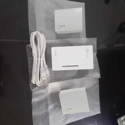 Kit Extensor de Alcance WiFi Powerline, Edição 300Mbps WiFi e AV 600Mbps TL-WPA4220KIT + T