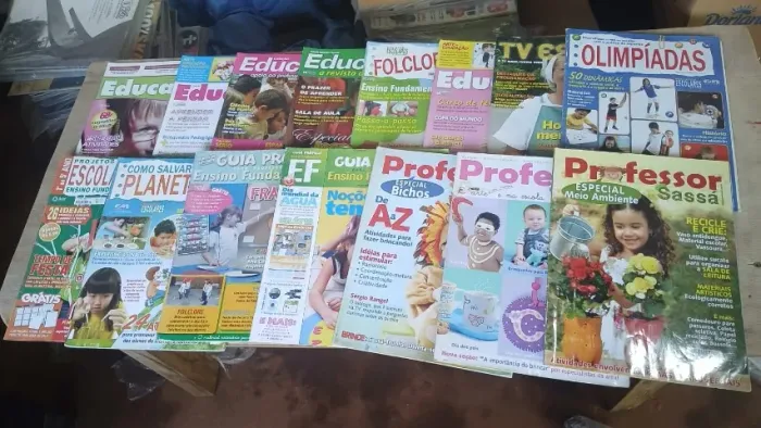 revistas nova escola e outras para professores - pacote com 15 revistas + 3 revista brinde
