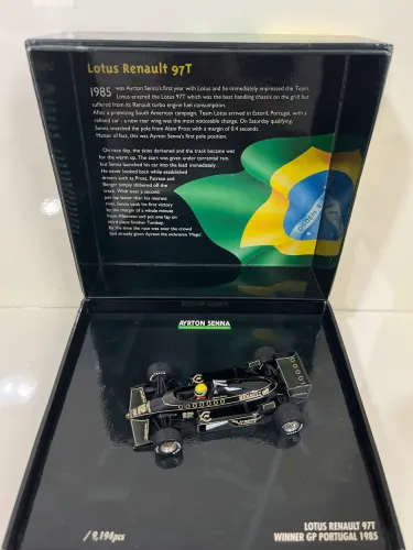 Ayrton Senna Fórmula 1 1:43 Lotus Renault 97T Winner GP Portugal 1985 Minichamps