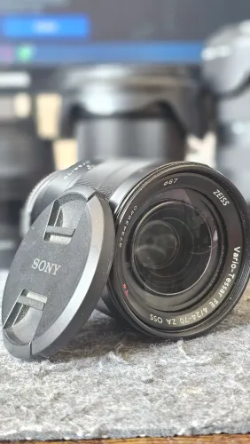 Lente Sony 24-70 F4 OSS Zeiss - Fullframe