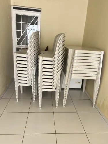 Locação de mesas e cadeiras