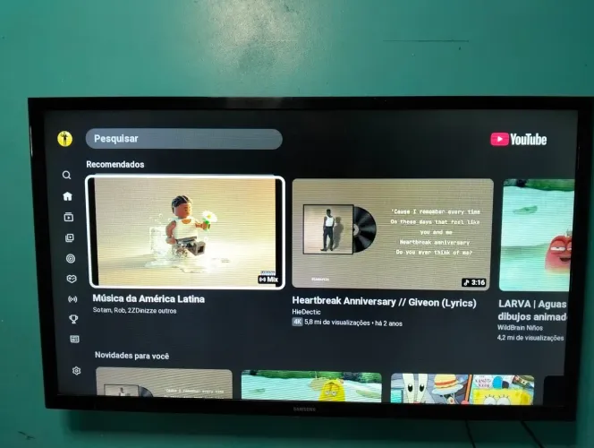 Smart TV Samsung 32" LED Wi-Fi + Controle + Suporte - Aceito Trocas