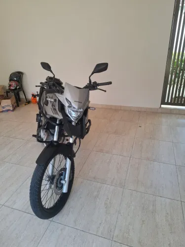 Xre 300