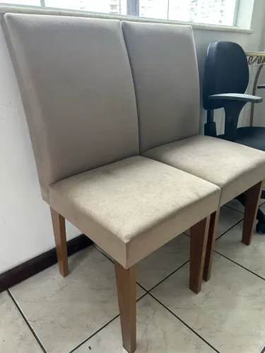 Cadeiras para mesa