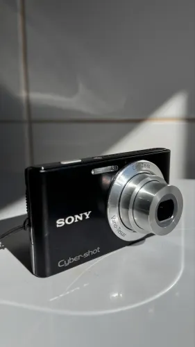 câmera digital sony cyber-shot dsc-w320 preta