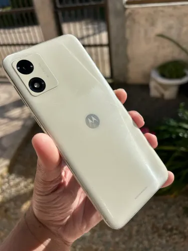 Moto E13