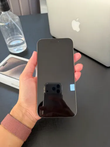 IPHONE 15 PRO MAX 256g