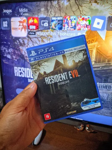 Jogo PS4 - Resident Evil 7 Biohazard