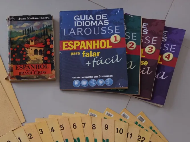 Livro línguas espanhol