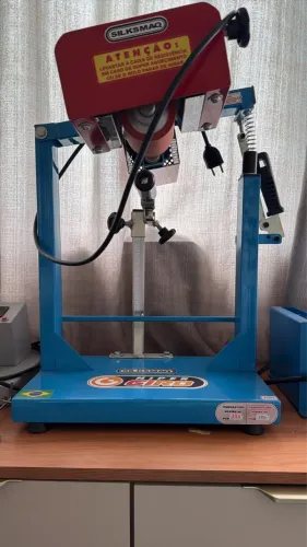 Máquina de estampar copos long drink Silksmaq seminova