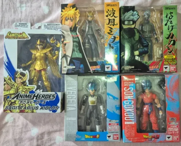 Lote Dragon Ball SH Figuarts Bandai Goku Vejita Cloth Myth Cavaleiros