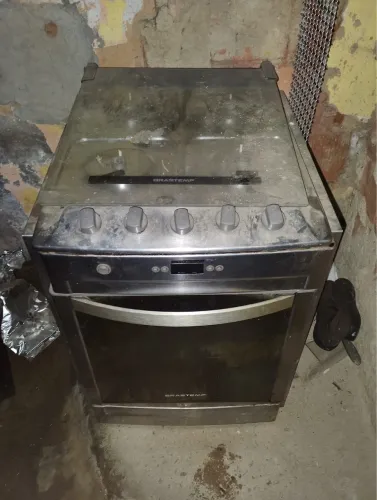 VENDO 2 FOGÕES - ÓTIMA OPORTUNIDADE