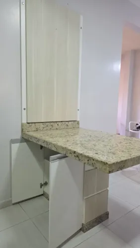 Mesa de mármore