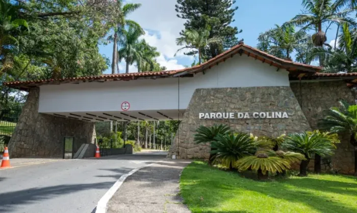 JAZIGO COM GAVETA DUPLA NO PARQUE DA COLINA