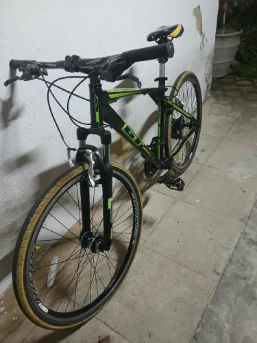 Vendo Bike GT Agressor aro 26