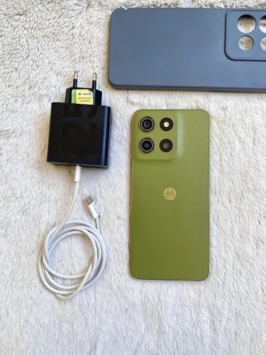 Motorola G15 256GB 12RAM NFC