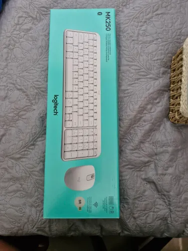 Kit Logitech Teclado + Mouse