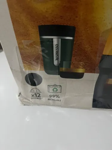 Cafeteira Nespresso preta( Nova)