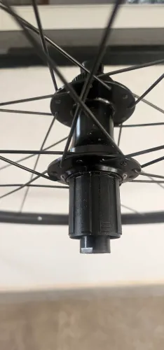 Rodas de ciclismo DT swiss R470