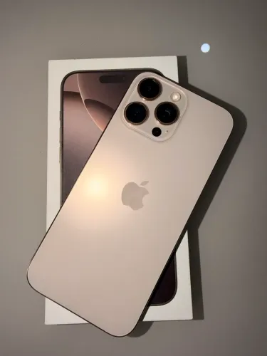 iPhone 16 Pro Max 256GB Desert Titanium