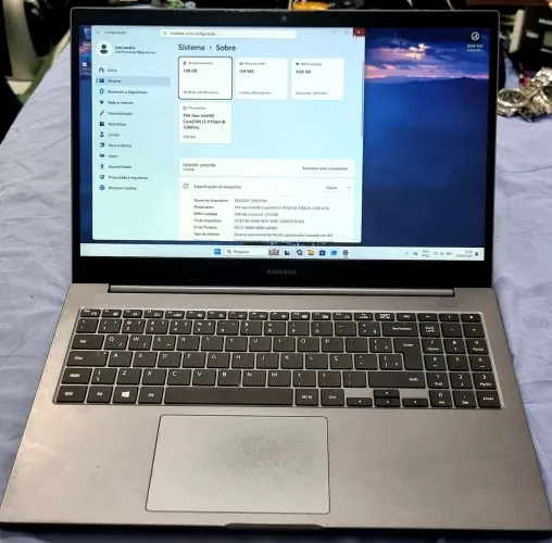 Notebook Samsung Book i3 11ª Geração 4GB RAM SSD 256GB 15,6" Full HD