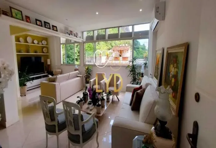 Excelente apartamento na Lagoa