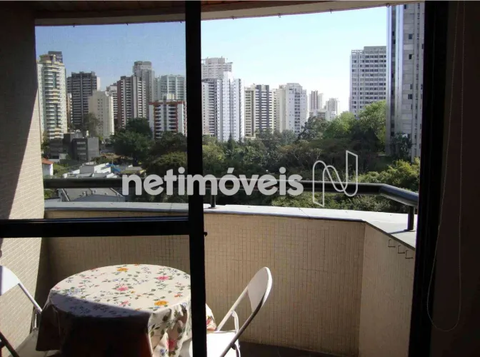 Apartamento de 45m²; mobiliado - Morumbi