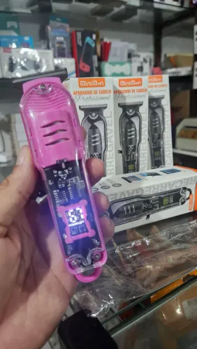Máquina de barbear sem fio com visor