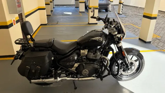Royal Enfield Super Meteor 650 2025/2026 | 14.700 km | Revisada | Garantia | Completa