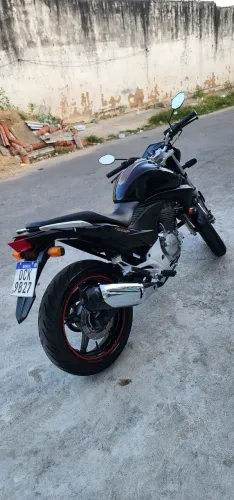 CB300 super conservado