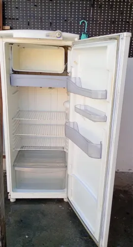 Geladeira pra vender rápido