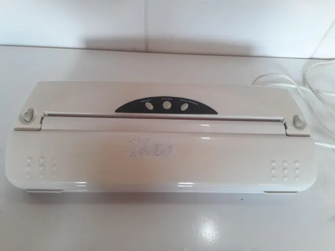 Seladora a vácuo Vacuum Sealer modelo 201