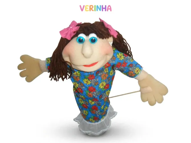 Fantoche menina Verinha 30 cm meio corpo