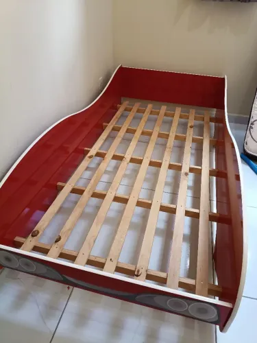 Cama infantil carro - Usada