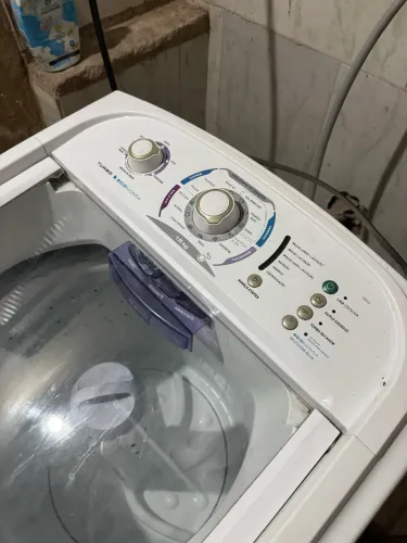 Maquina de Lavar Electrolux 15kg Turbo Economia