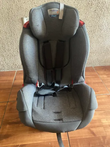 Cadeira para carro matrix evolution burigotto
