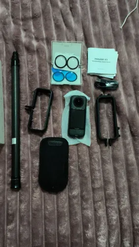 Câmera insta 360 x3