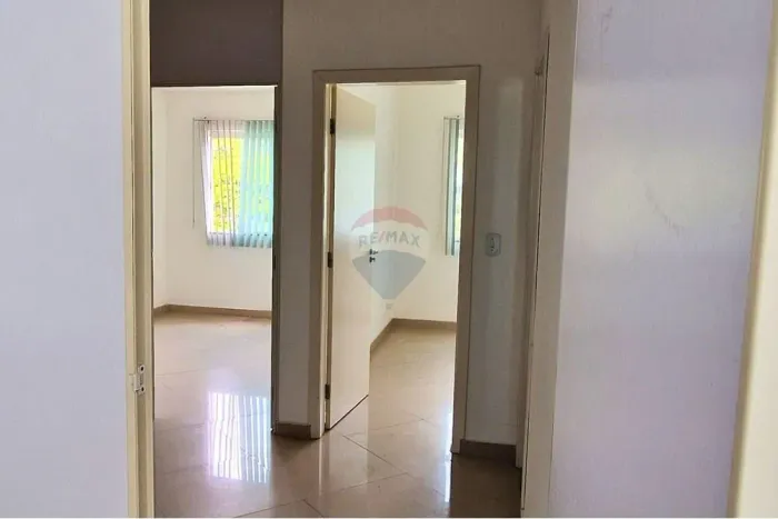 Ponto comercial no 2º andar localizado em frente à Prefeitura