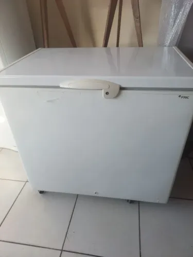 Frizeer horizontal fricon 311 litros